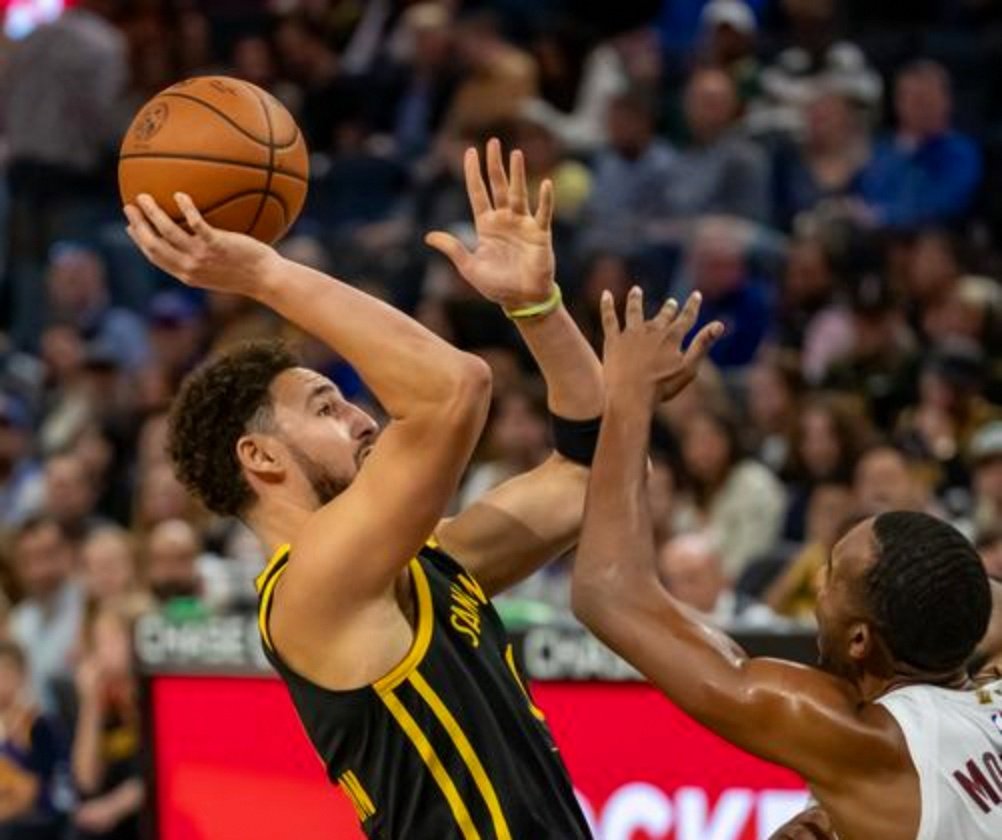 金年会在线注册-关键时刻NBA常规赛焦点战，密尔沃基雄鹿扳平良机，态度坚定，赛程密集仍需轮换的简单介绍